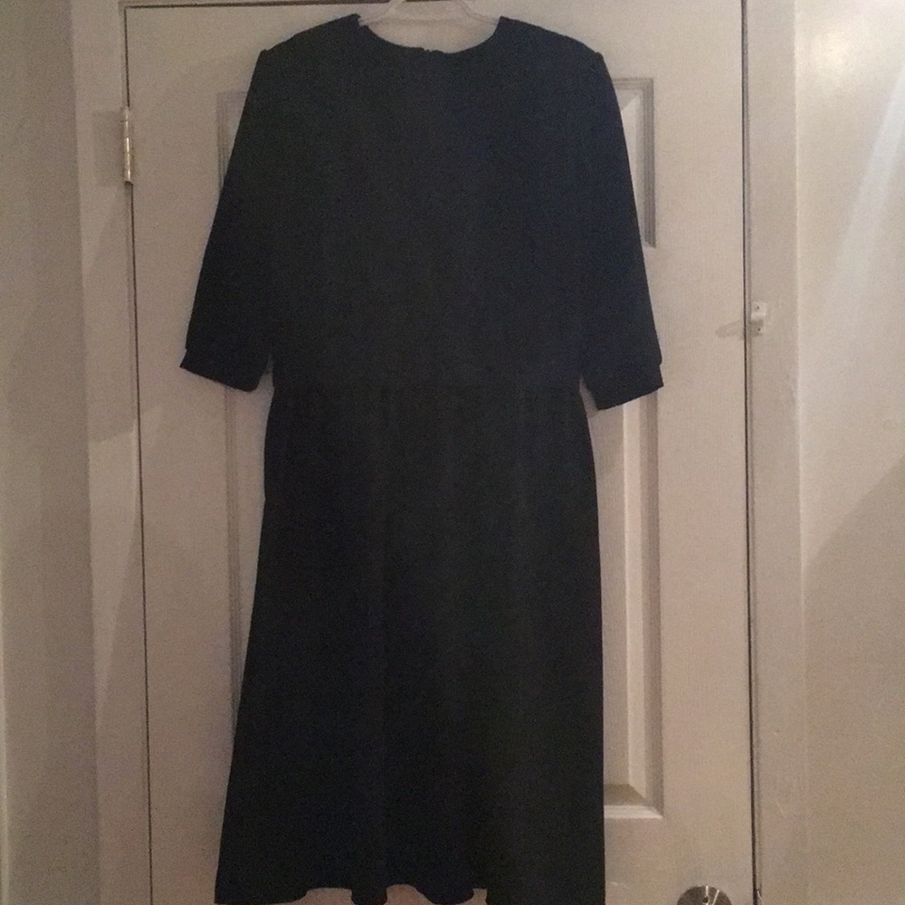 elegant black dress $7 add on! - Picture 10 of 12